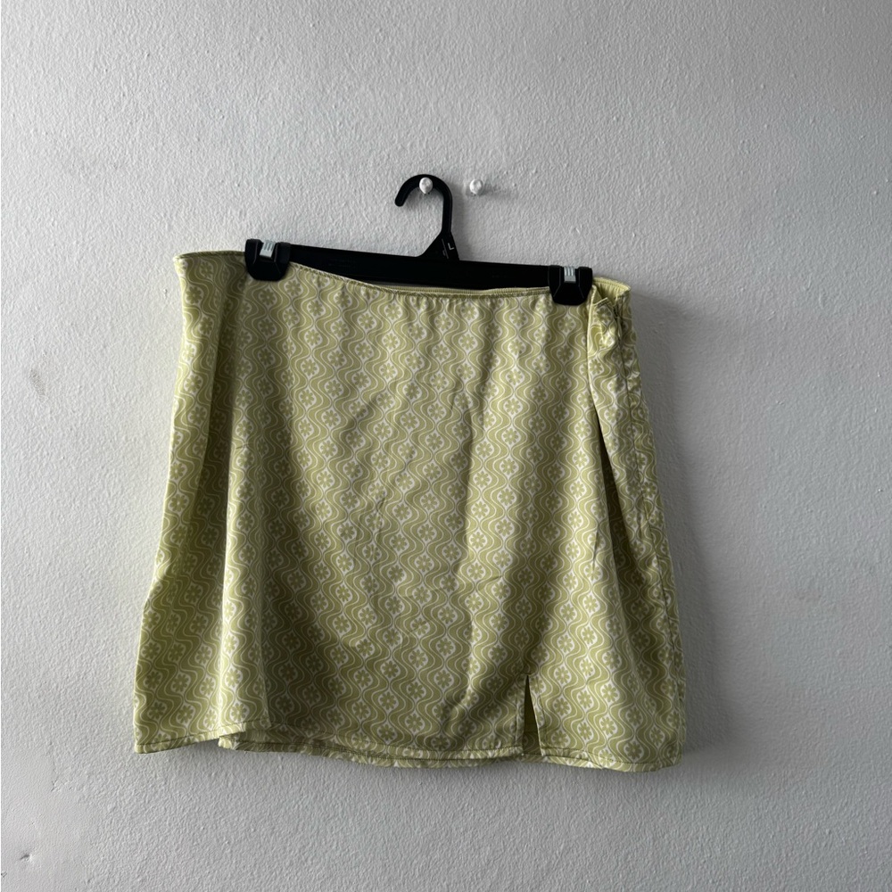 Hollister green and white Patterned Skirt